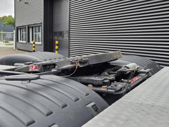 R580 V8 XT / 6x2 BOOGIE / RETARDER / HYDRAULIC / 80T